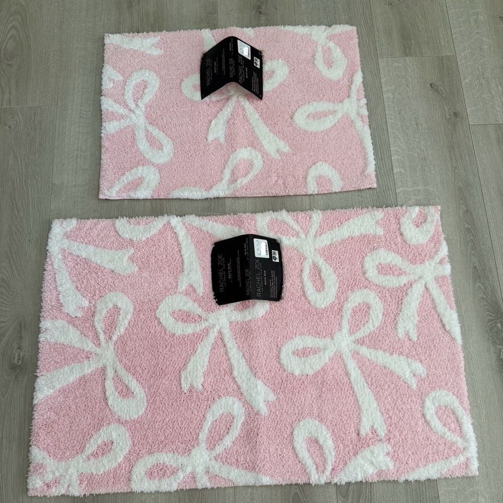 Rachel Zoe Pink and White Bow Accent Door Mat
